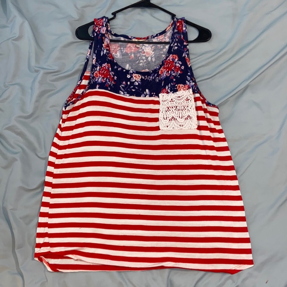 Tank top with lace pocket detail.